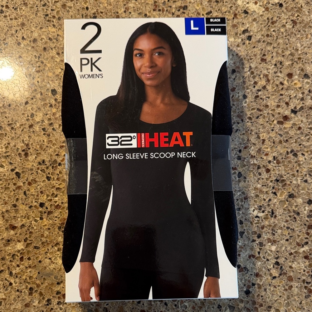 32 Degrees Women's Black Long Sleeve Scoop Neck Tee - 2 Pack